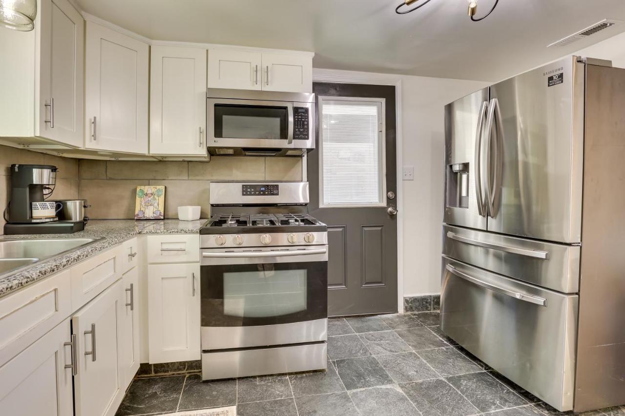 Modern Northfield Cottage With Yard! Bagian luar foto