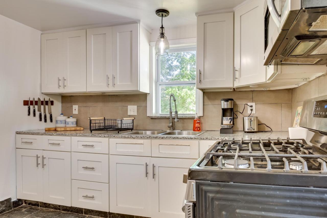 Modern Northfield Cottage With Yard! Bagian luar foto