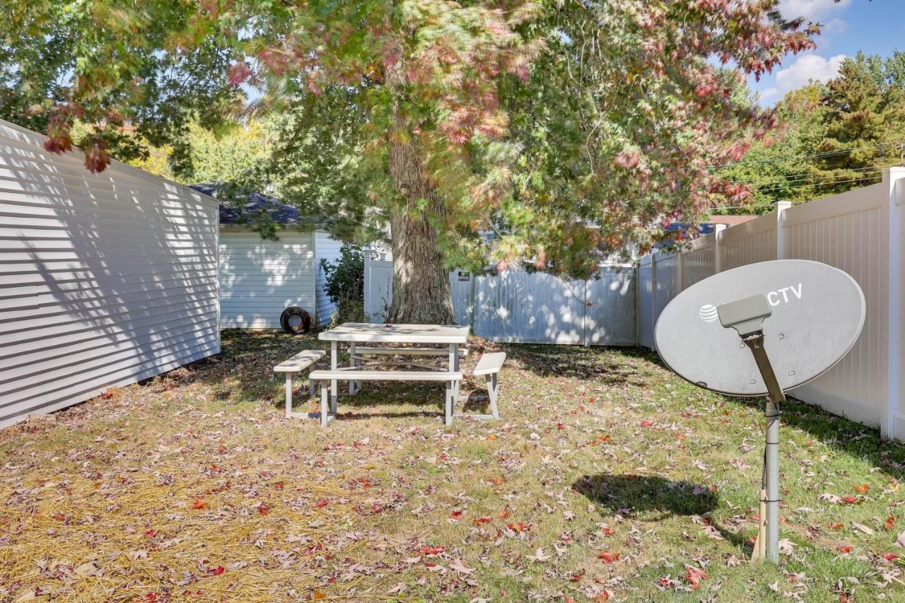 Modern Northfield Cottage With Yard! Bagian luar foto